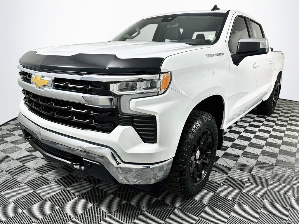 Used 2023 Chevrolet Silverado 1500 LT w/1LT Truck Crew Cab