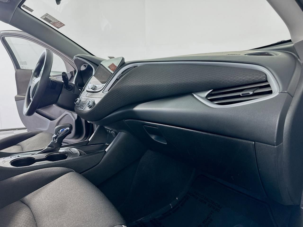 2023 Chevrolet Malibu 1LT - Photo 37