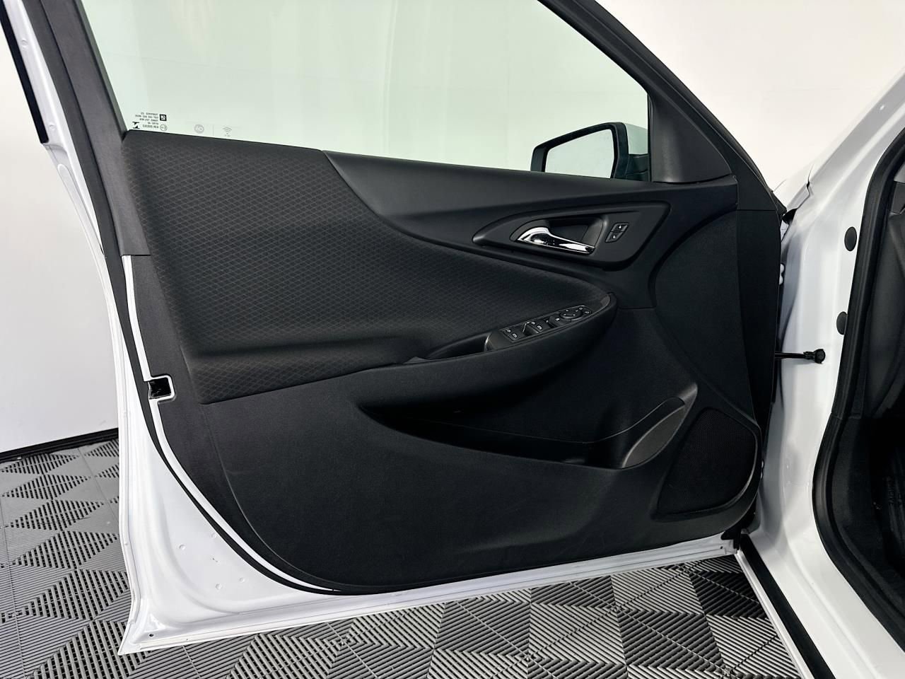 2023 Chevrolet Malibu 1LT - Photo 27