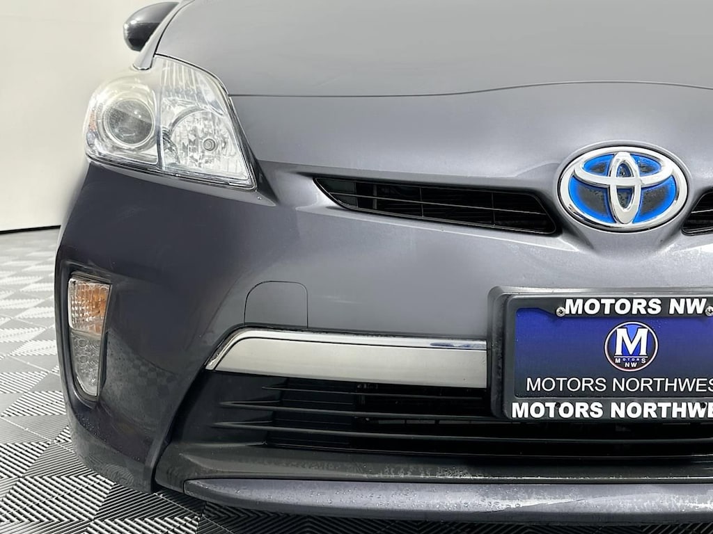 Used 2015 Toyota Prius Plug-in Advanced Hatchback