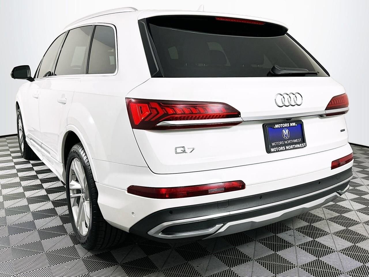 2023 Audi Q7 Premium Plus - Photo 9
