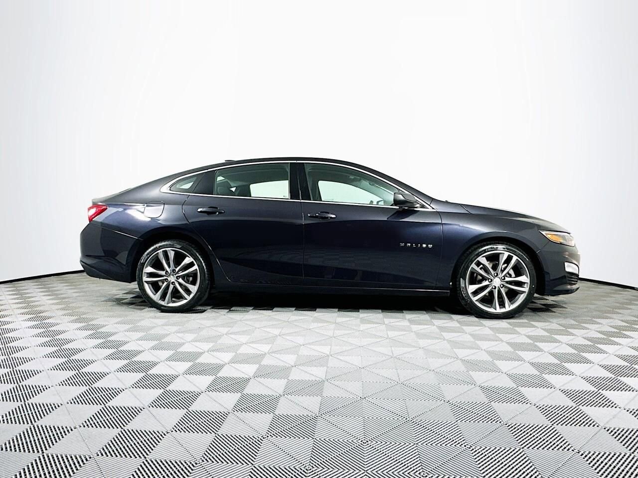 2023 Chevrolet Malibu 1LT - Photo 7