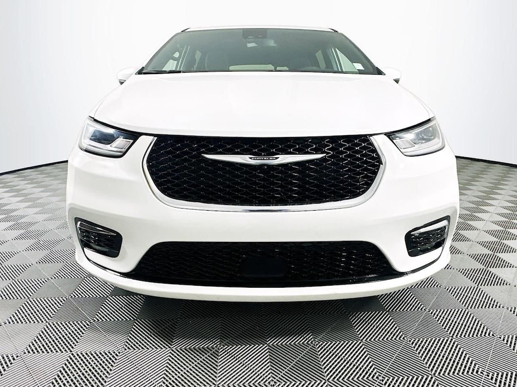 Used 2023 Chrysler Pacifica Touring Van Passenger Van