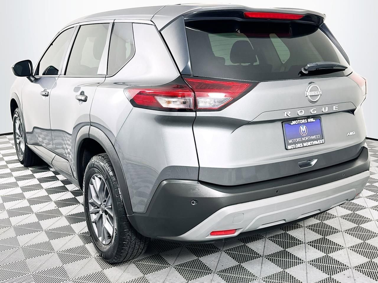 2023 Nissan Rogue S - Photo 9