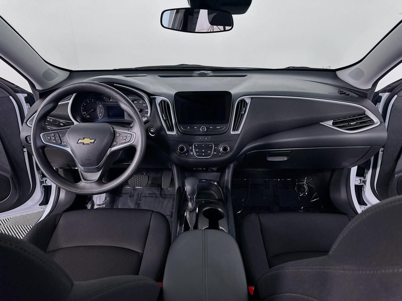 2023 Chevrolet Malibu 1LT - Photo 32