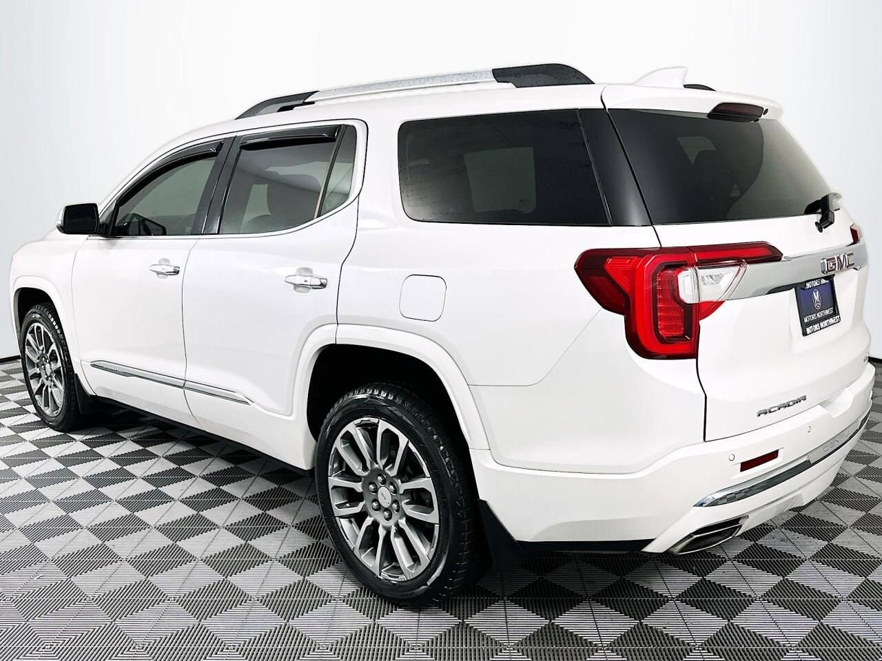 2021 GMC Acadia Denali - Photo 8