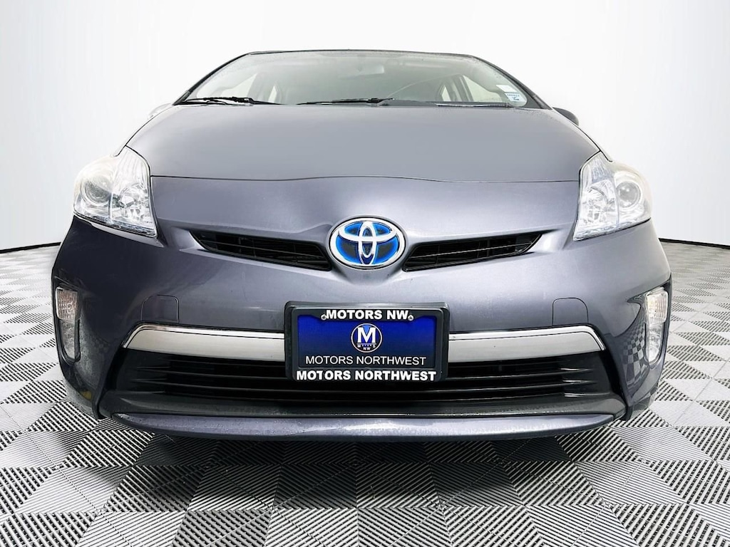 Used 2015 Toyota Prius Plug-in Advanced Hatchback