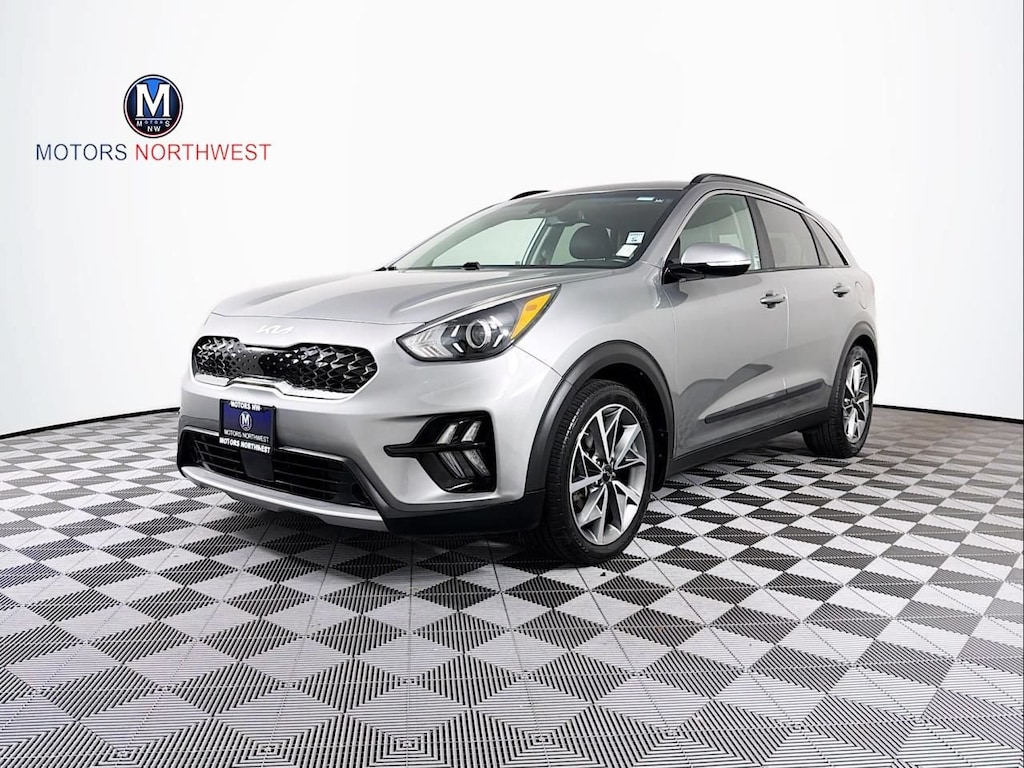 Used 2022 Kia Niro Touring SE SUV