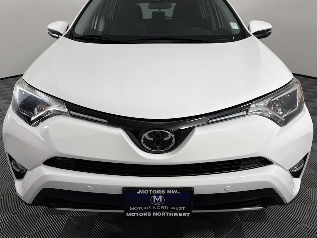 Used 2017 Toyota RAV4 XLE SUV