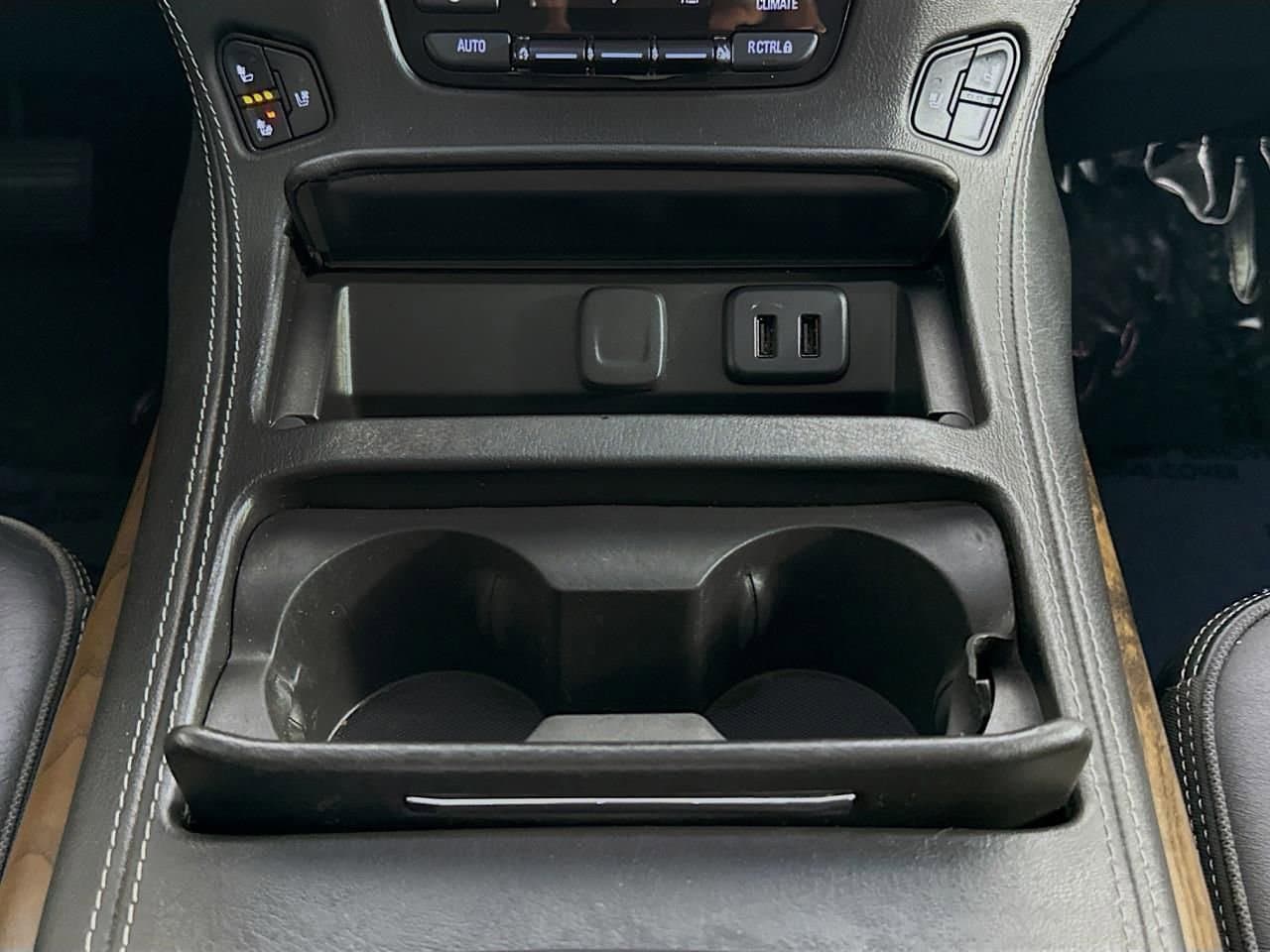 2019 GMC Yukon Denali - Photo 17