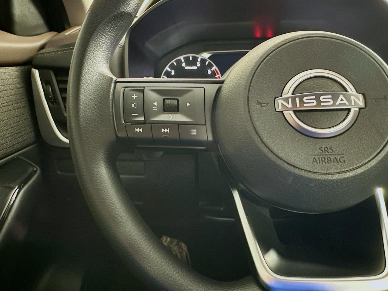 2023 Nissan Rogue S - Photo 44