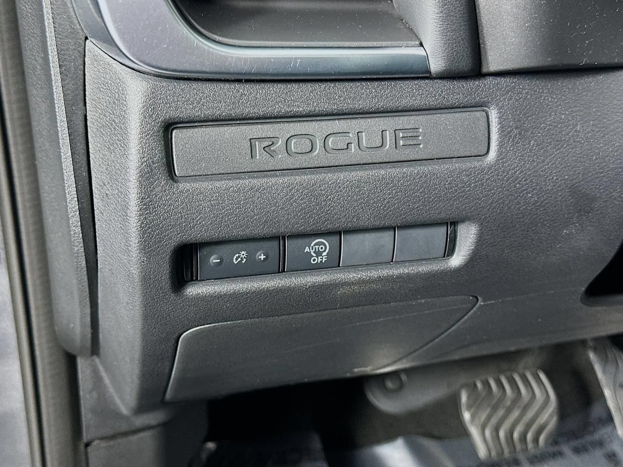 2023 Nissan Rogue S - Photo 35