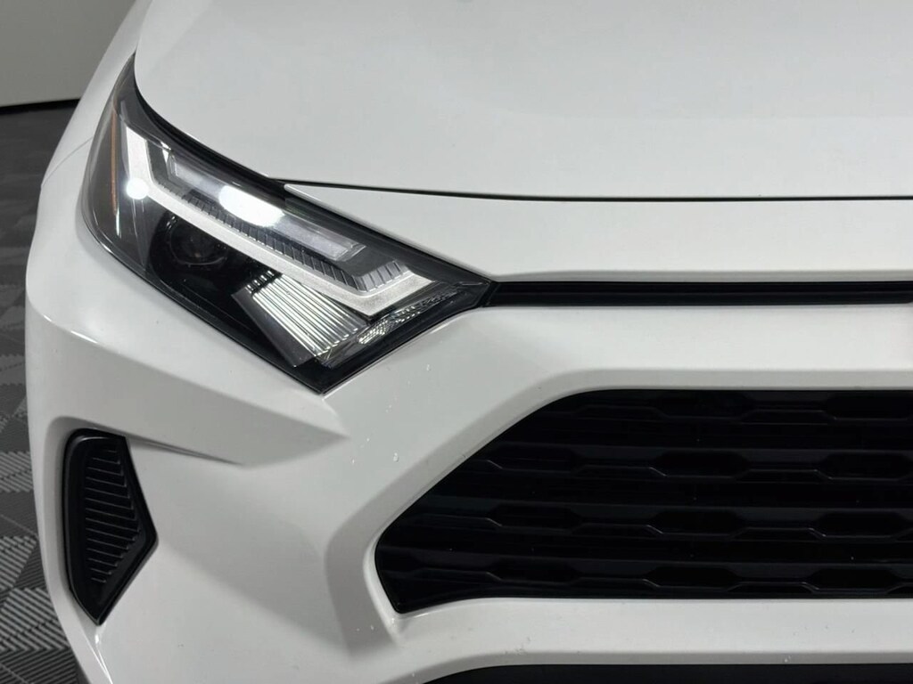 Used 2022 Toyota RAV4 Hybrid XLE SUV