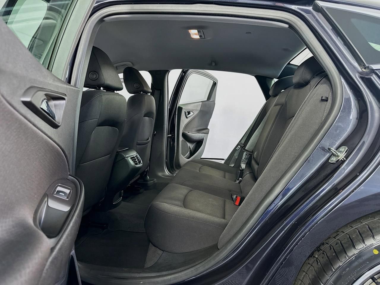 2023 Chevrolet Malibu 1LT - Photo 28