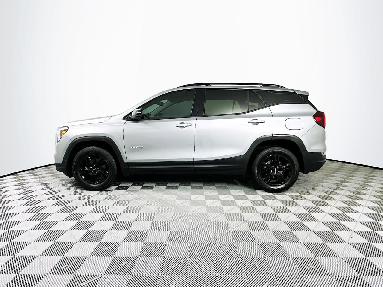 2023 GMC Terrain AT4 - Photo 23