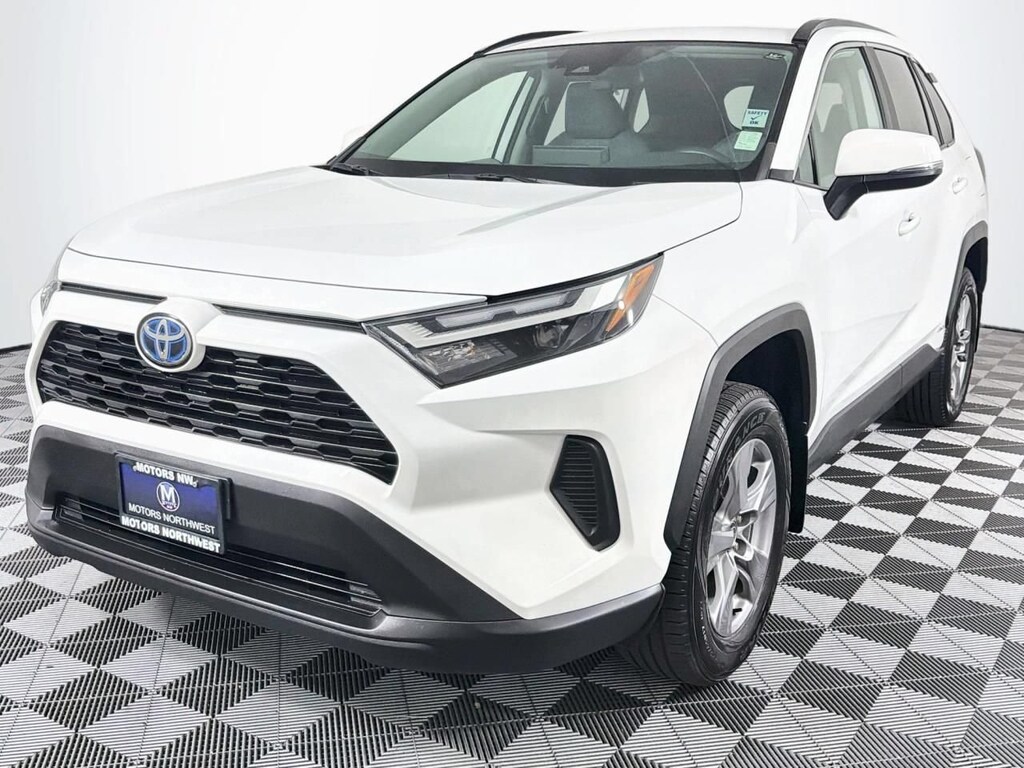Used 2022 Toyota RAV4 Hybrid XLE SUV