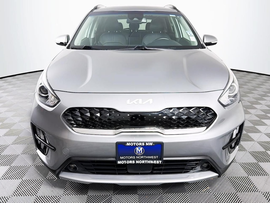 Used 2022 Kia Niro Touring SE SUV