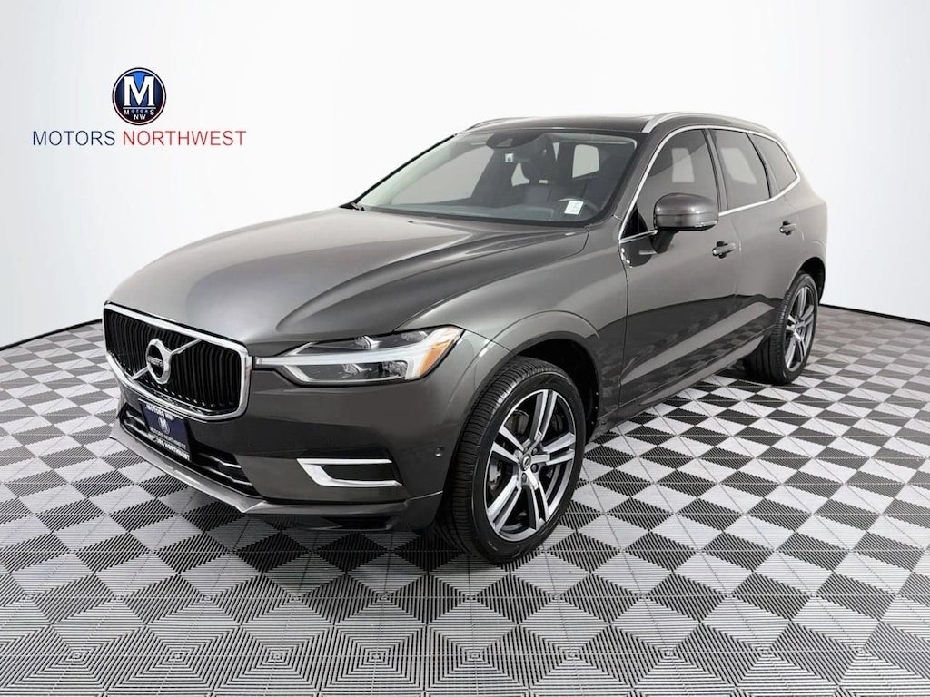 Used 2018 Volvo XC60 T5 AWD Momentum SUV