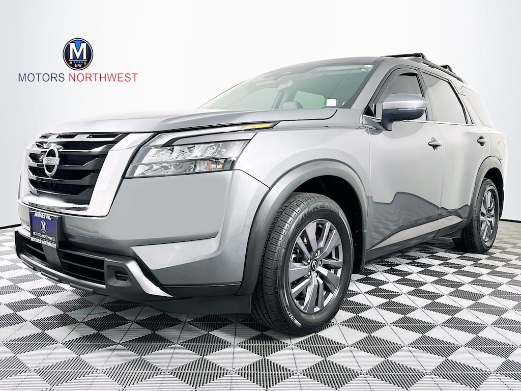 Used 2023 Nissan Pathfinder SV SUV