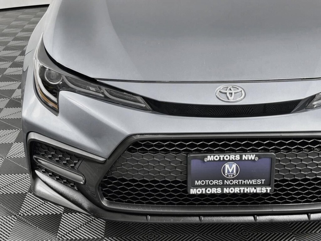 Used 2020 Toyota Corolla SE Sedan