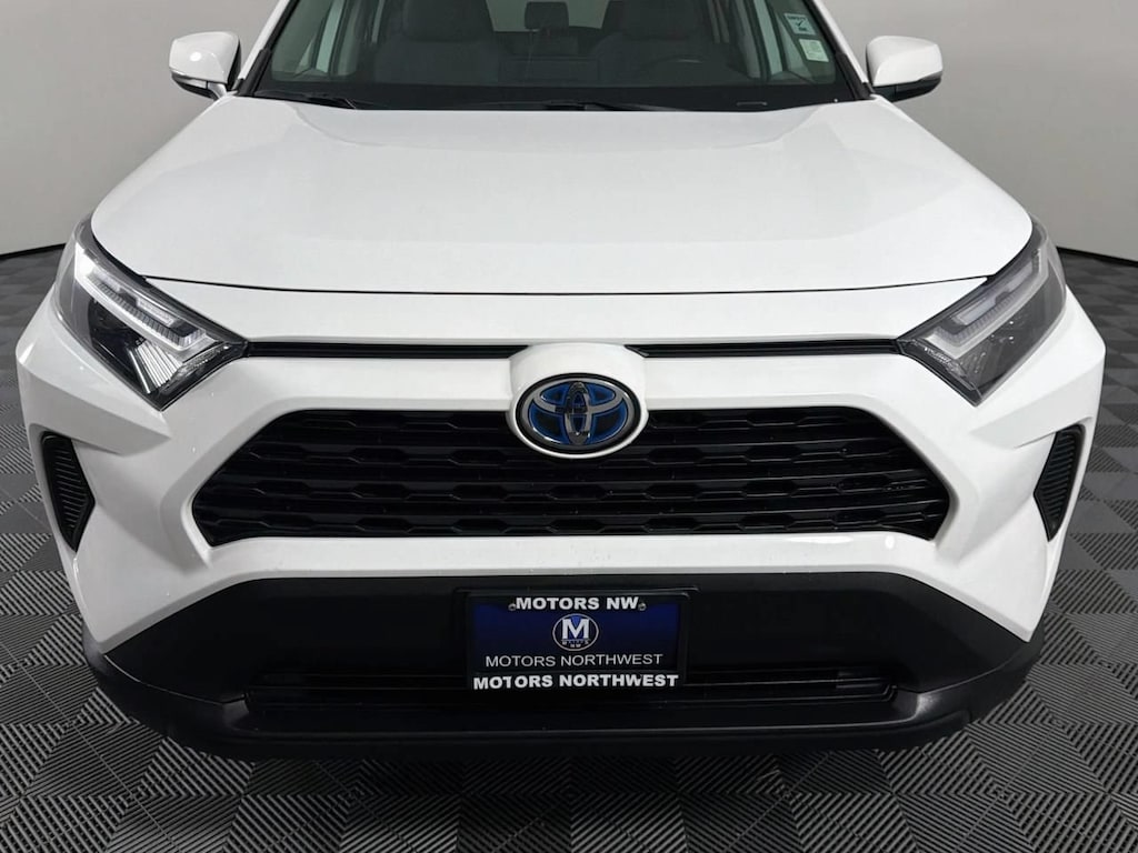 Used 2022 Toyota RAV4 Hybrid XLE SUV