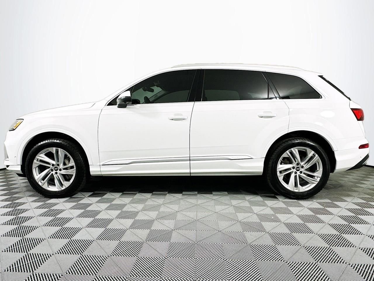 2023 Audi Q7 Premium Plus - Photo 7