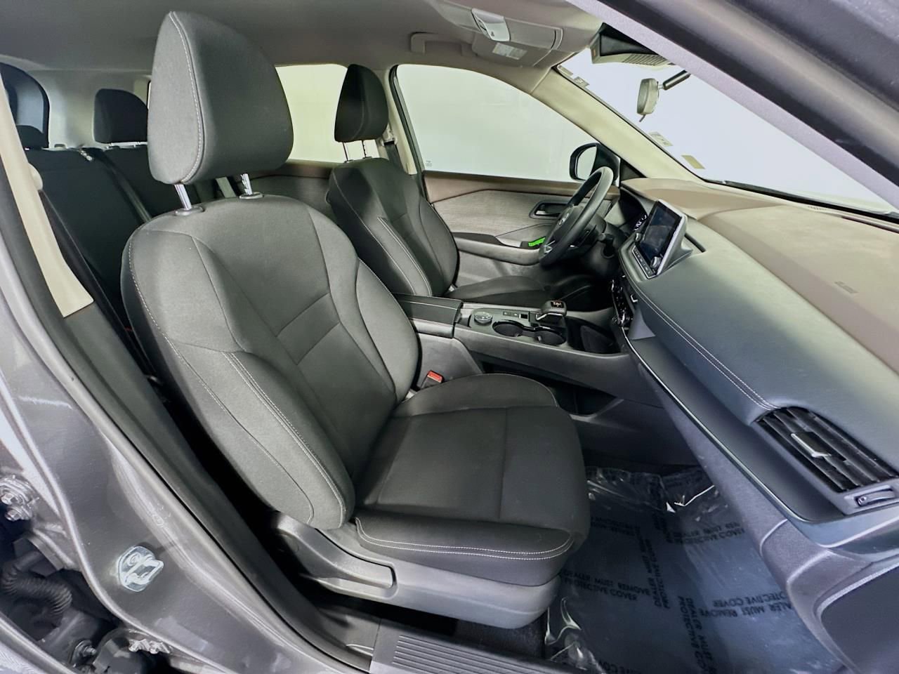 2023 Nissan Rogue S - Photo 32