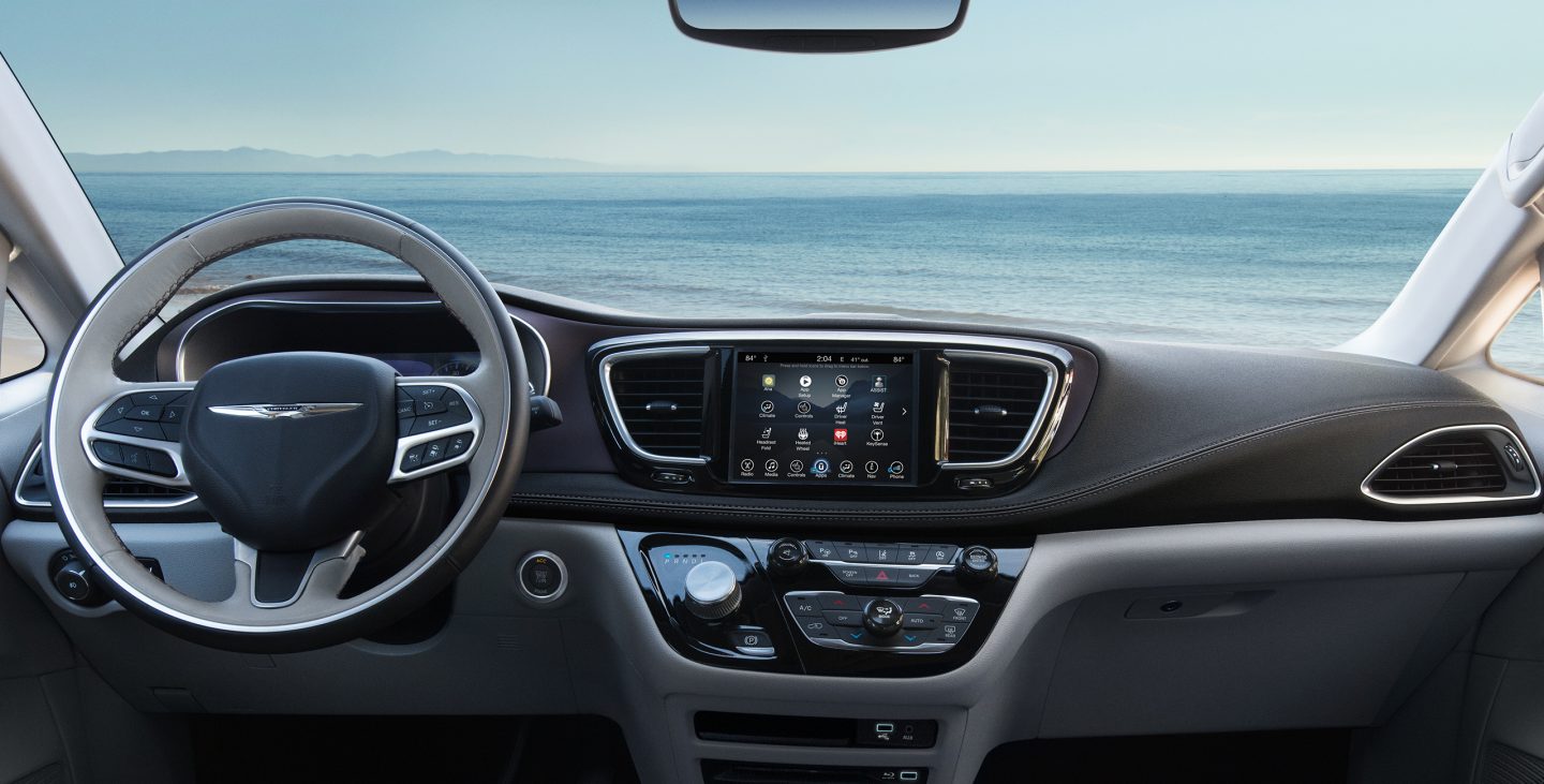 2017 Chrysler Pacifica Infotainment System