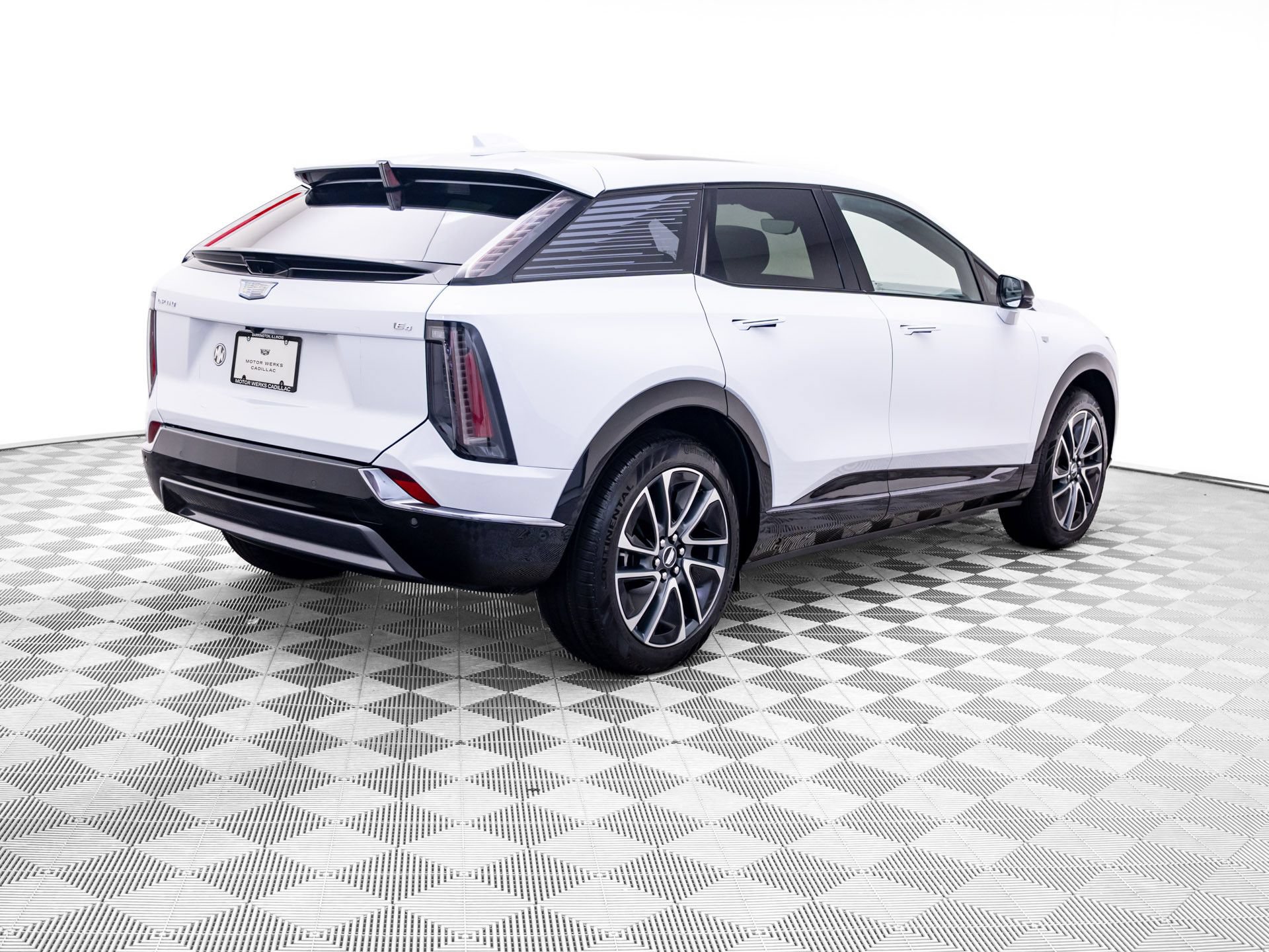 2027 Cadillac OPTIQ Sport - Photo 5