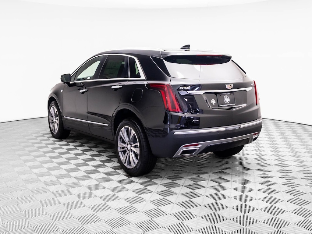 New 2026 CADILLAC XT5 Premium Luxury SUV