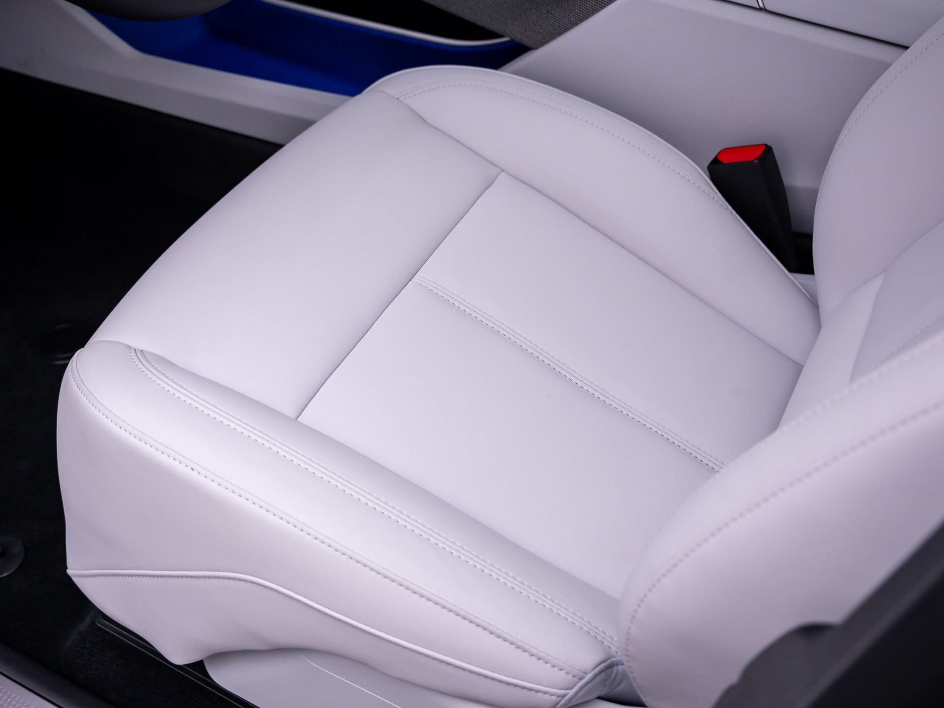 2027 Cadillac OPTIQ Sport - Photo 15