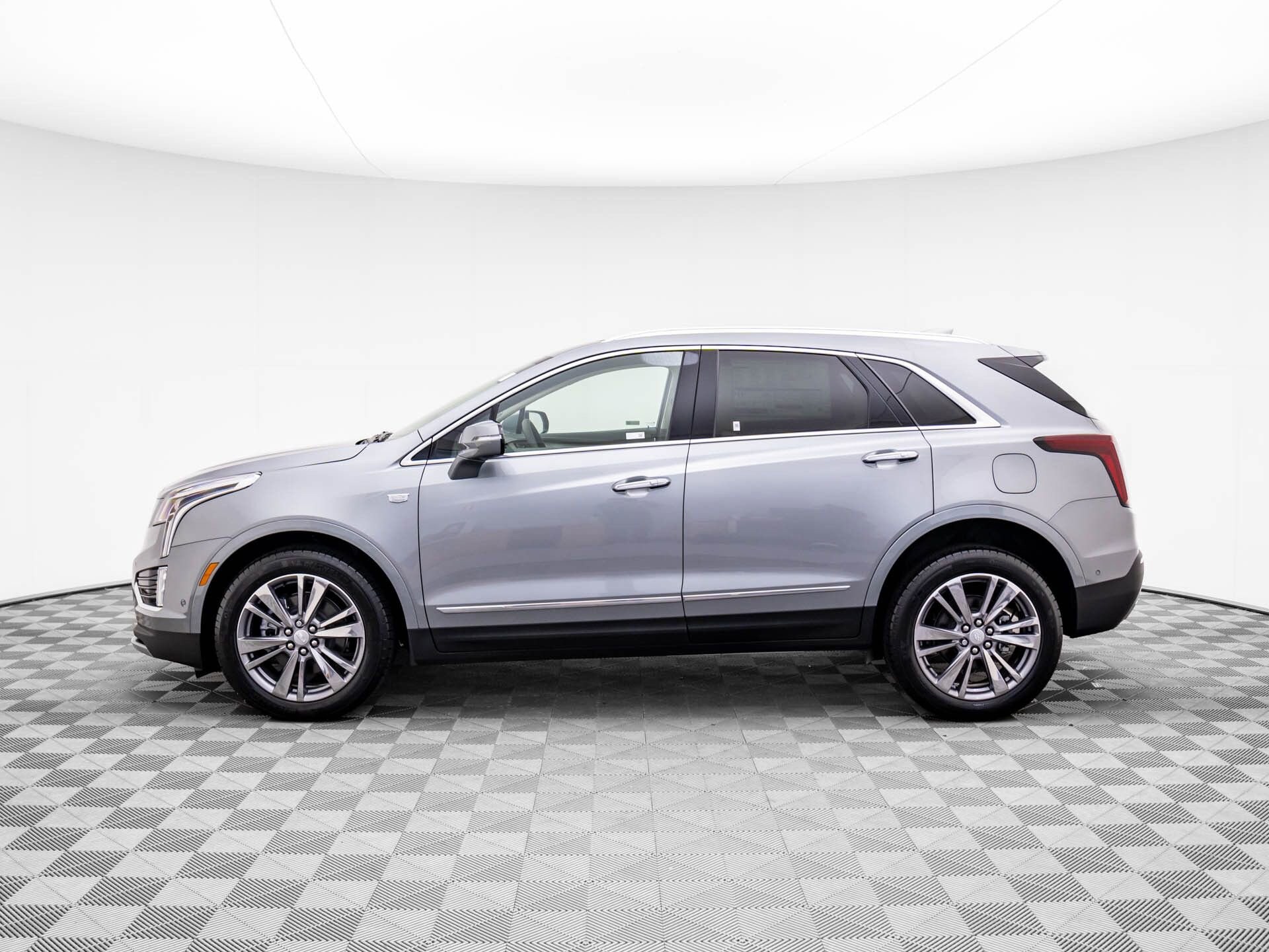 2025 Cadillac XT5 Premium Luxury photo 4