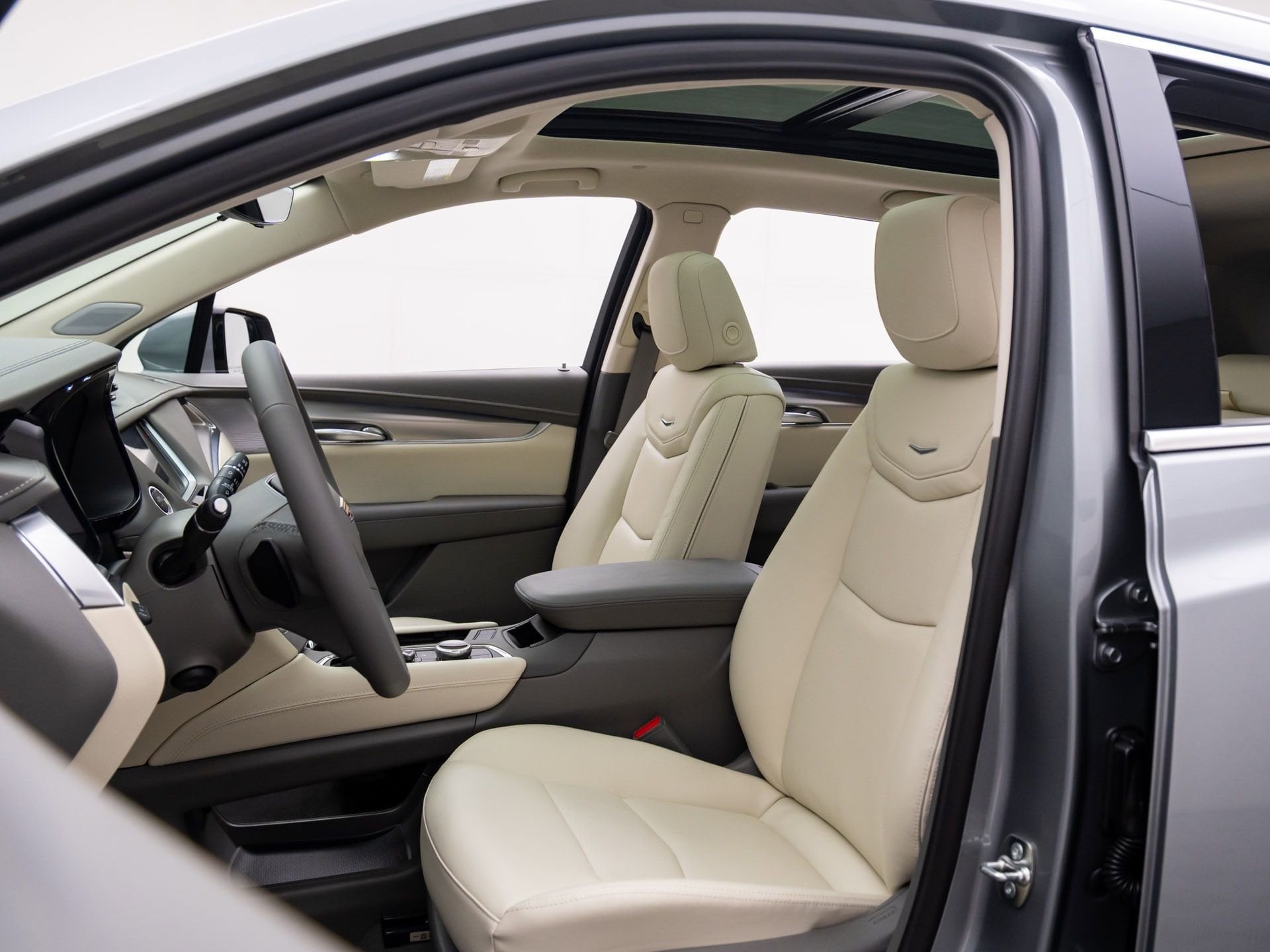 2026 Cadillac XT5 Premium Luxury - Photo 9
