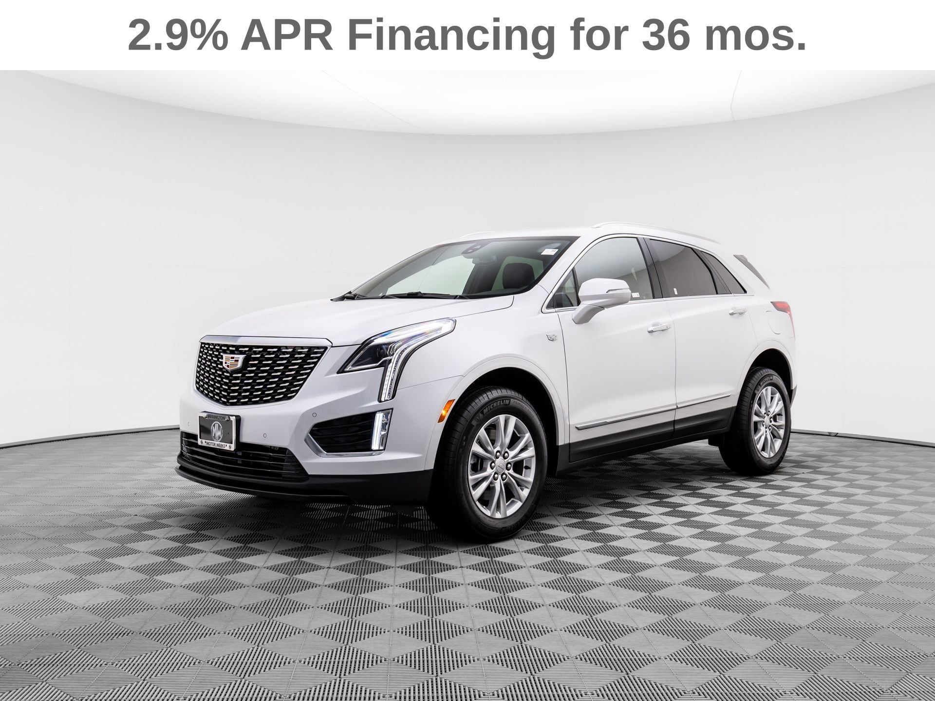 Used 2024 Cadillac XT5 Luxury with VIN 1GYKNBR42RZ734637 for sale in Barrington, IL