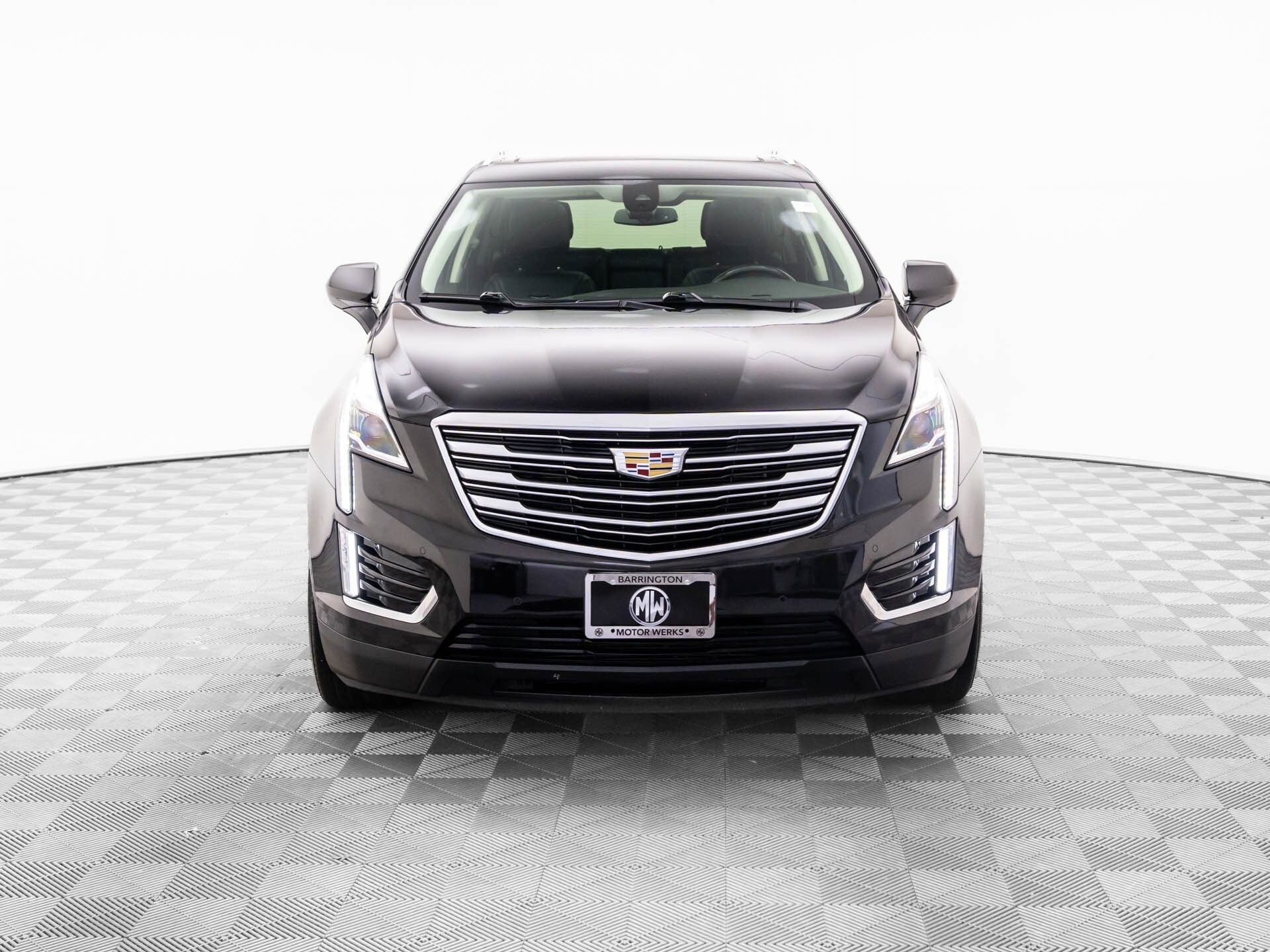2018 Cadillac XT5 Premium Luxury photo 2