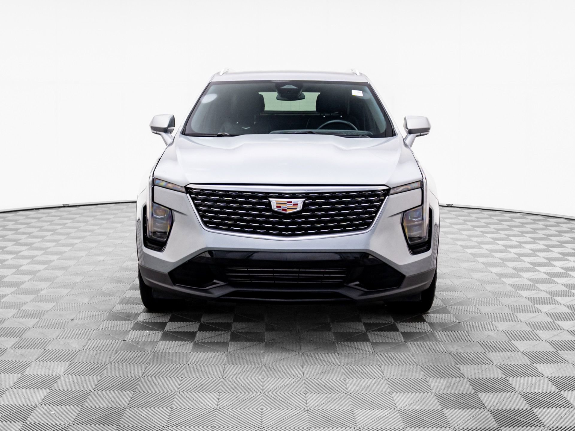 Used 2024 Cadillac XT4 Premium Luxury with VIN 1GYFZDR40RF149901 for sale in Barrington, IL