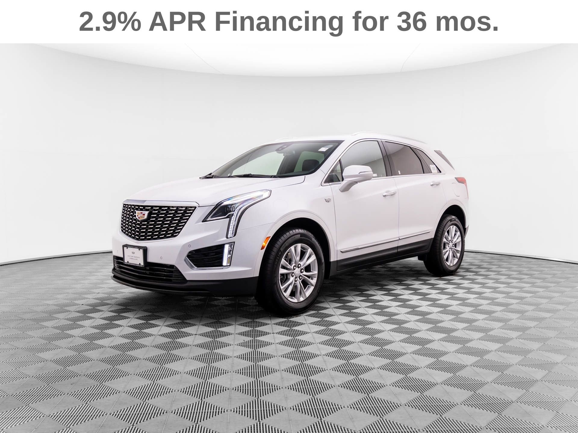 Used 2024 Cadillac XT5 Luxury with VIN 1GYKNBR41RZ723113 for sale in Barrington, IL