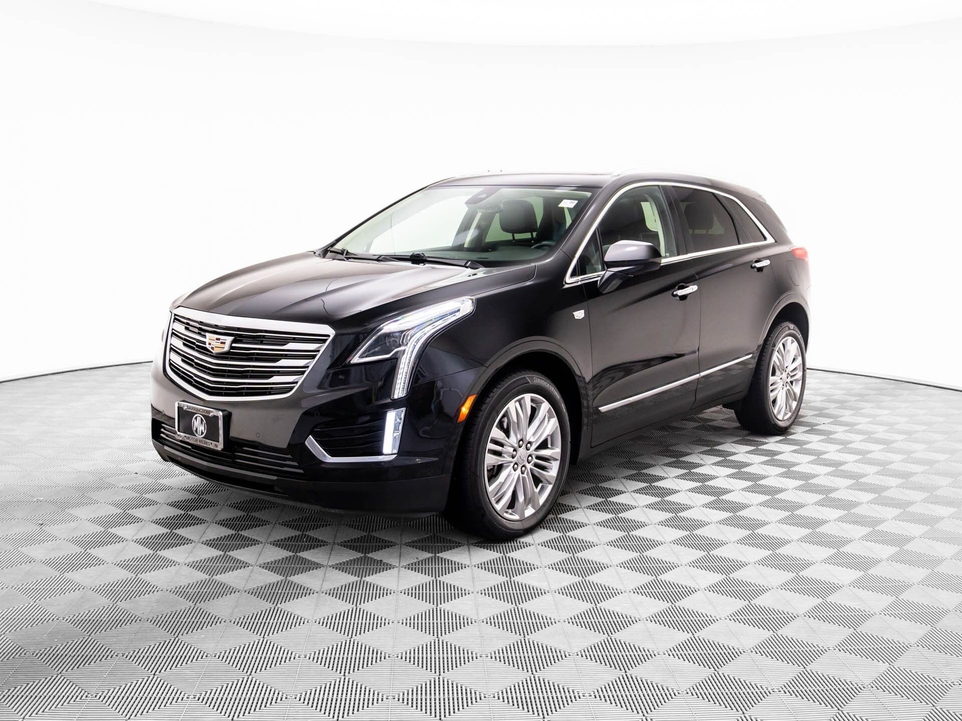 2018 Cadillac XT5 Premium Luxury photo 3