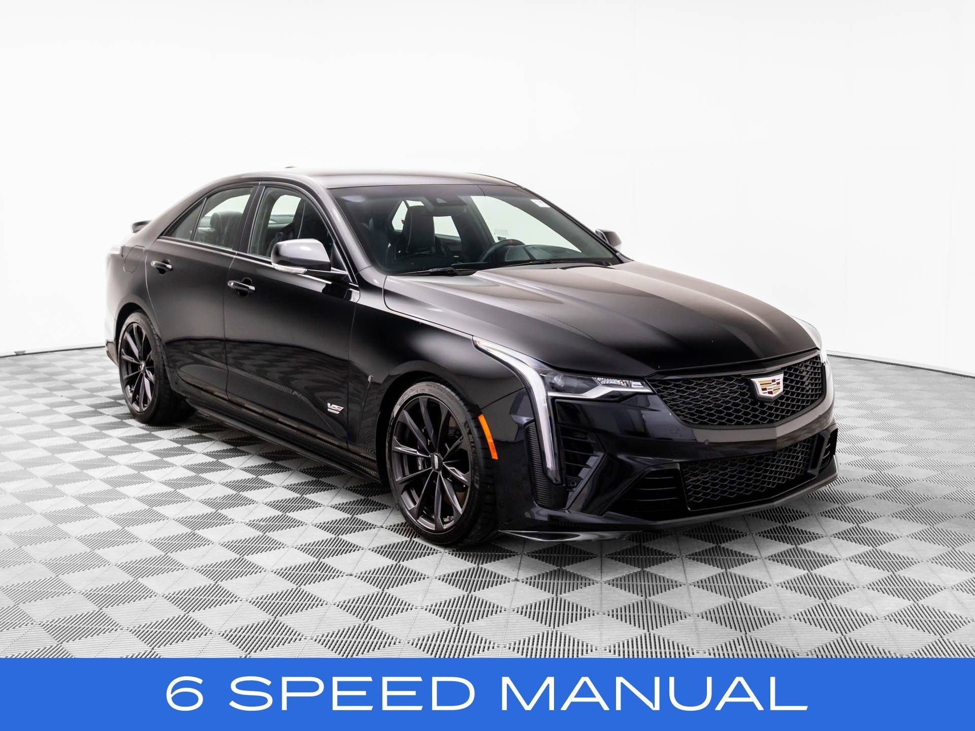 2025 Cadillac CT4 V-Series Blackwing's photo