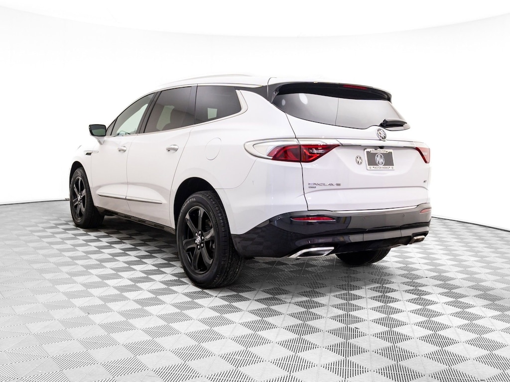 Used 2023 Buick Enclave Essence SUV