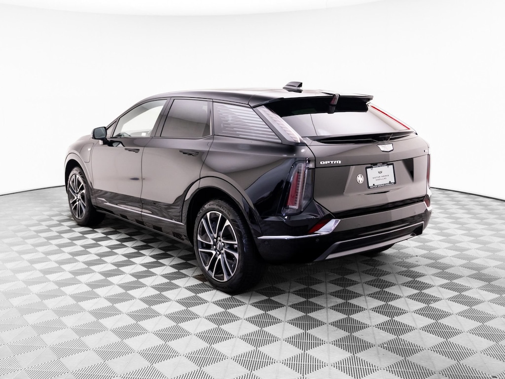 New 2027 CADILLAC OPTIQ Sport SUV