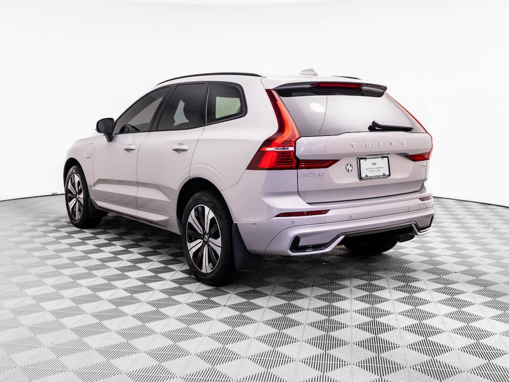 Used 2025 Volvo XC60 Plug-In Hybrid Plus
