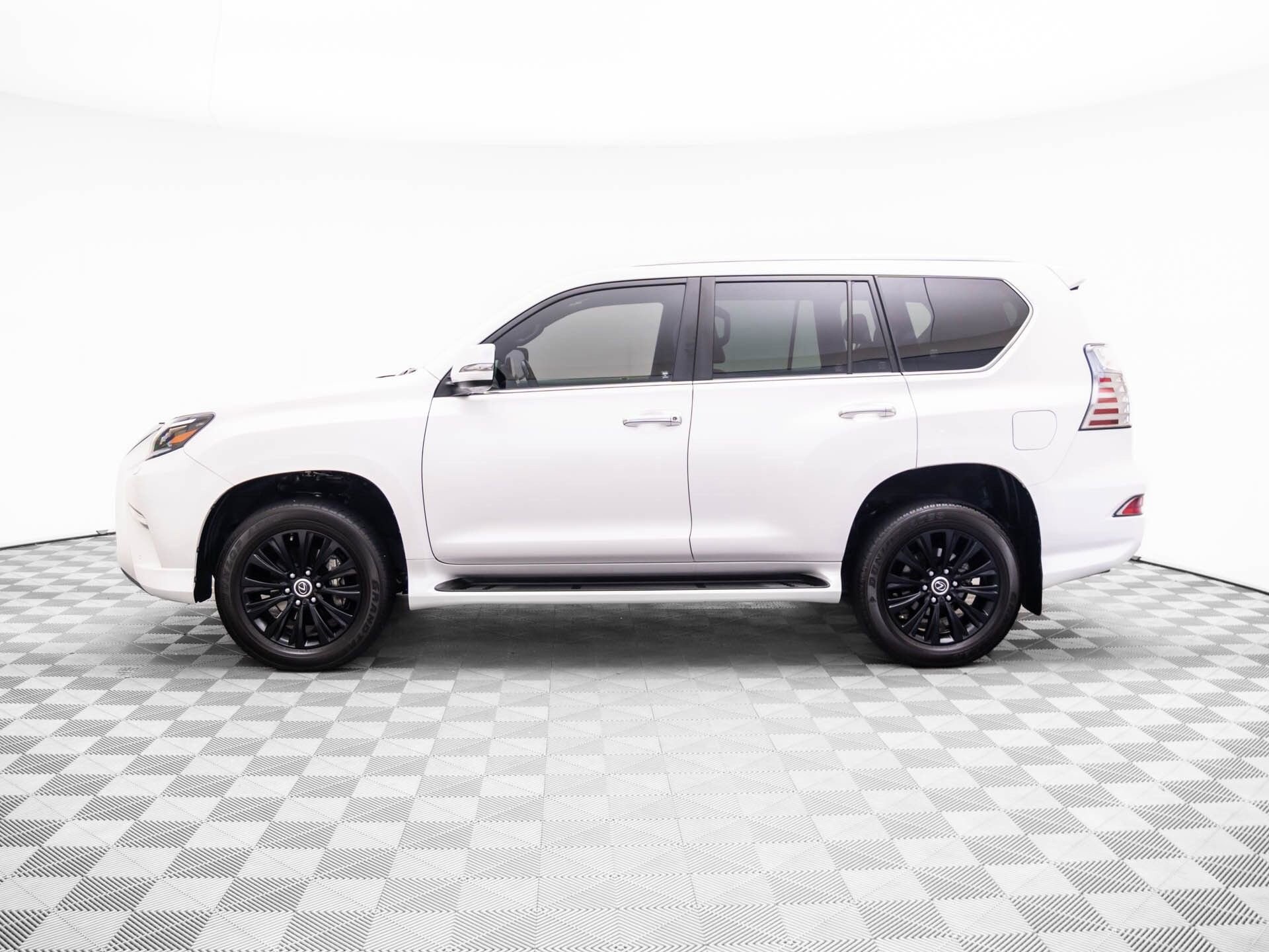 2023 Lexus GX 460 Luxury photo 4