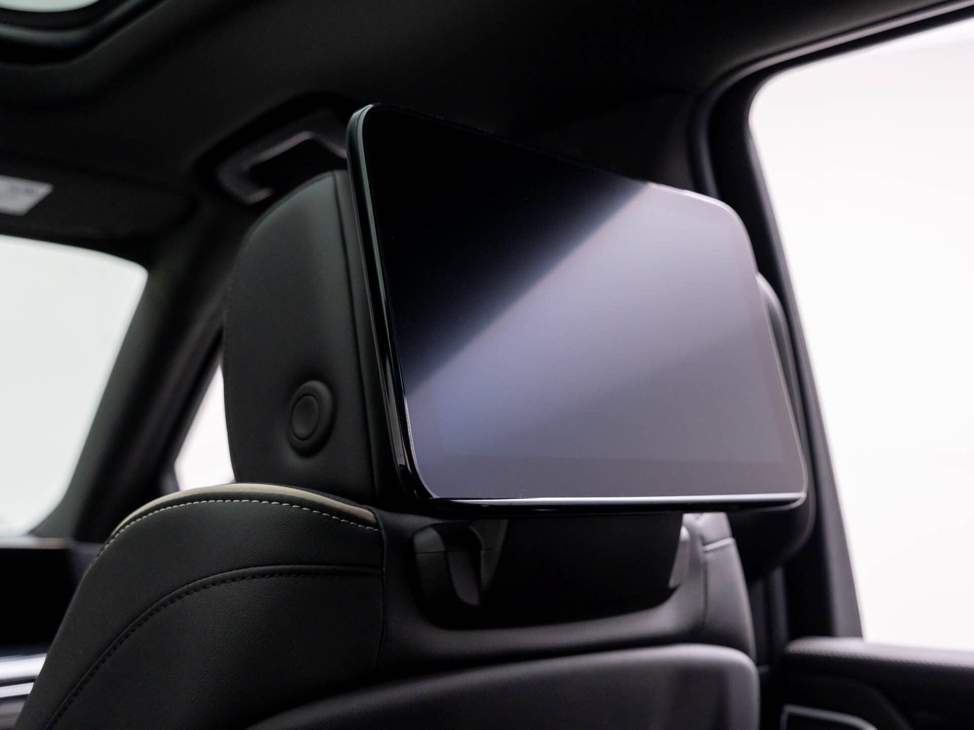 2026 Cadillac Escalade ESV Sport - Photo 19
