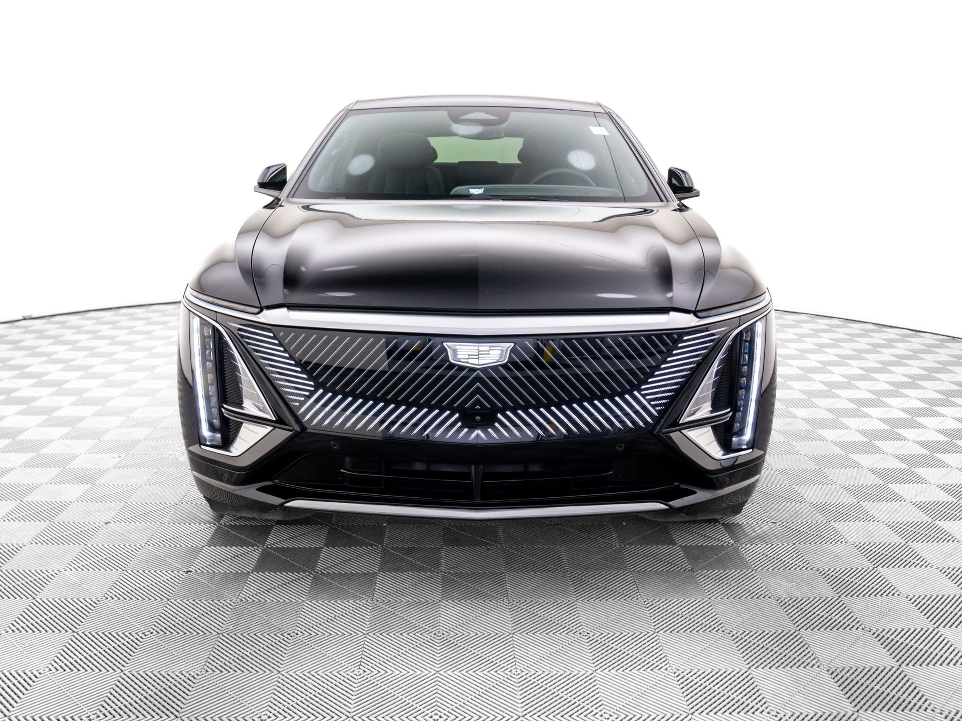 Used 2024 Cadillac LYRIQ Luxury 2 with VIN 1GYKPRRL3RZ126961 for sale in Barrington, IL