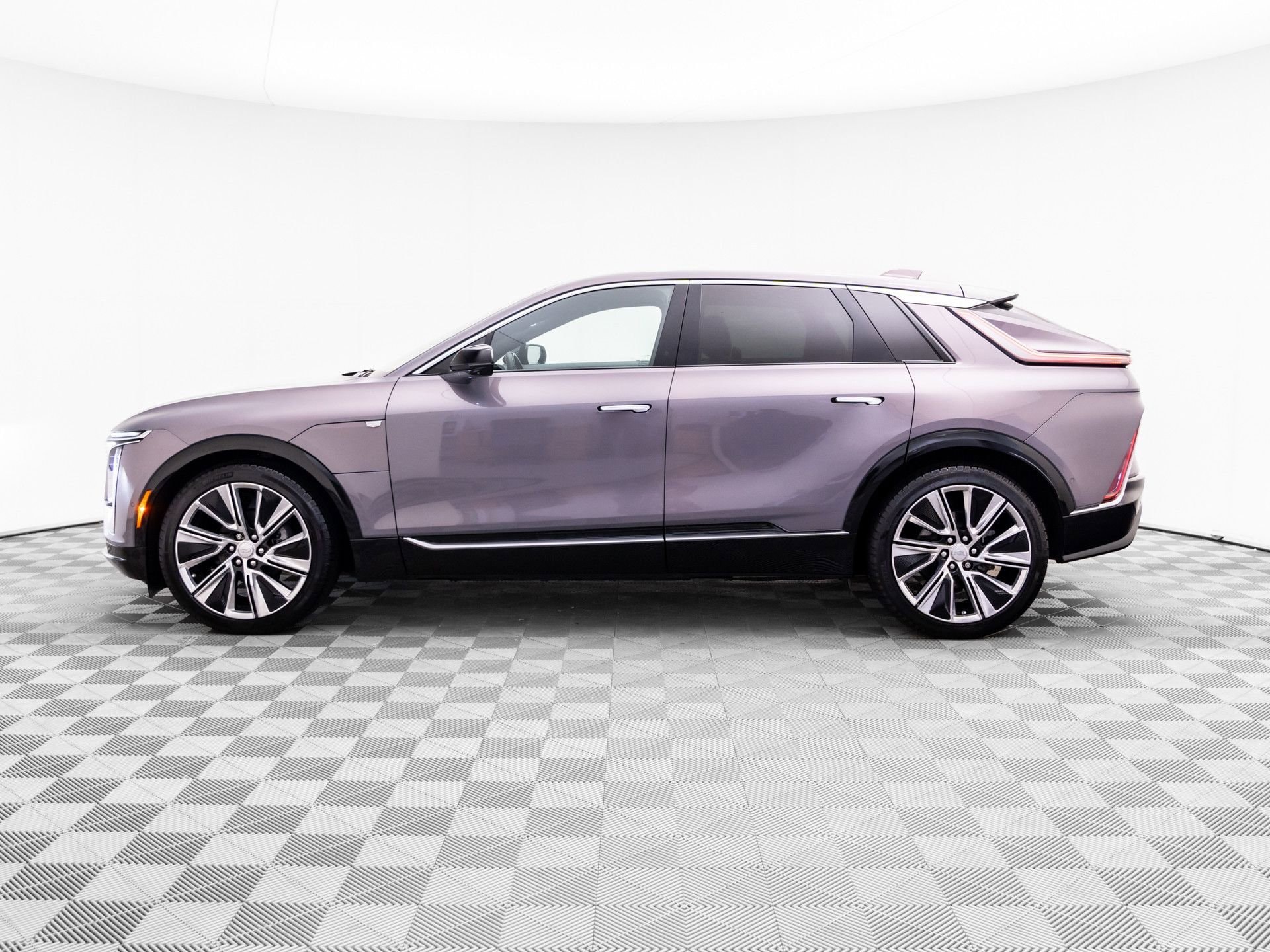 Certified 2025 Cadillac LYRIQ Luxury 3 with VIN 1GYKPTRL3SZ301597 for sale in Barrington, IL