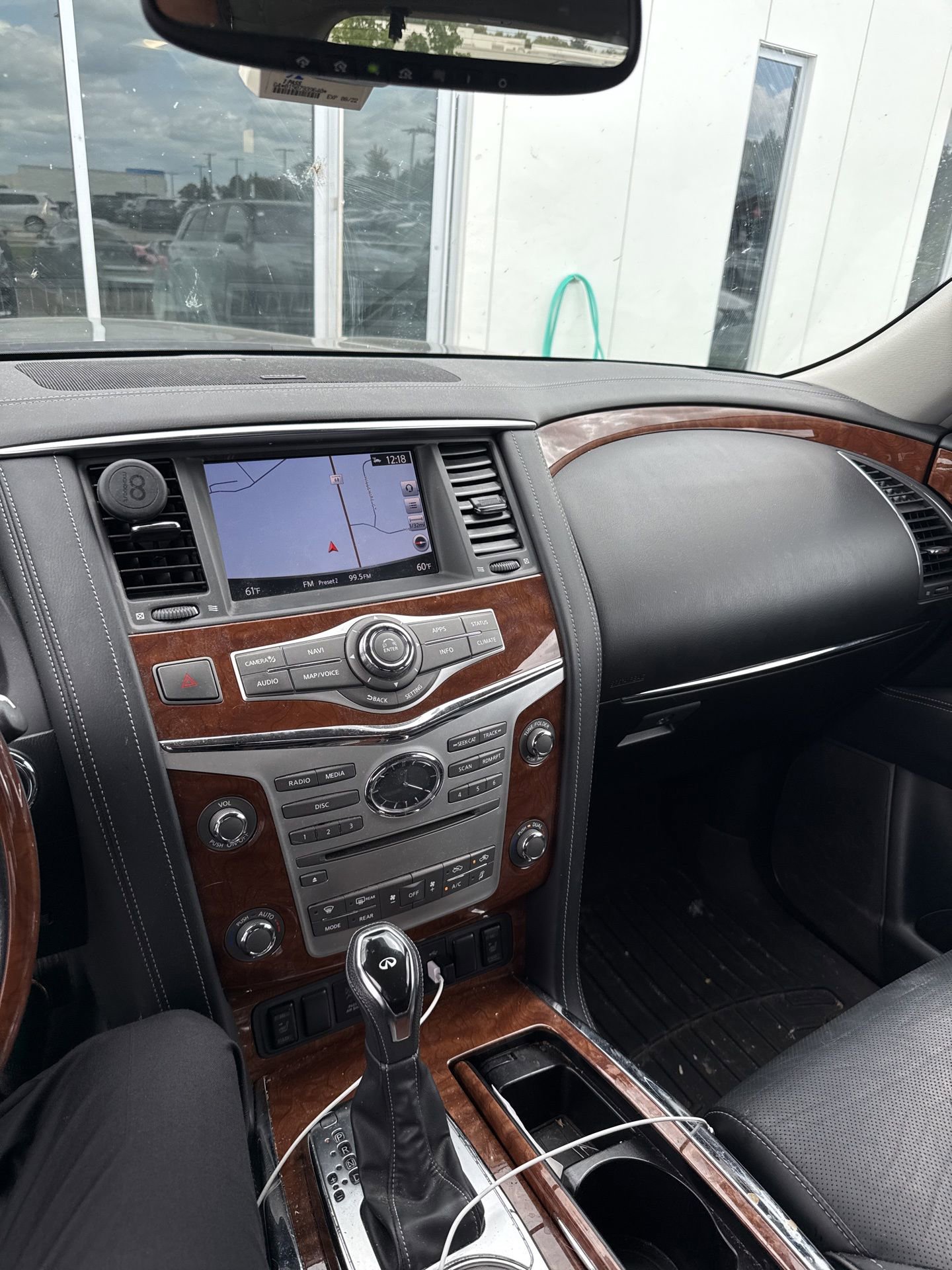 2018 Infiniti QX80 Base photo 3