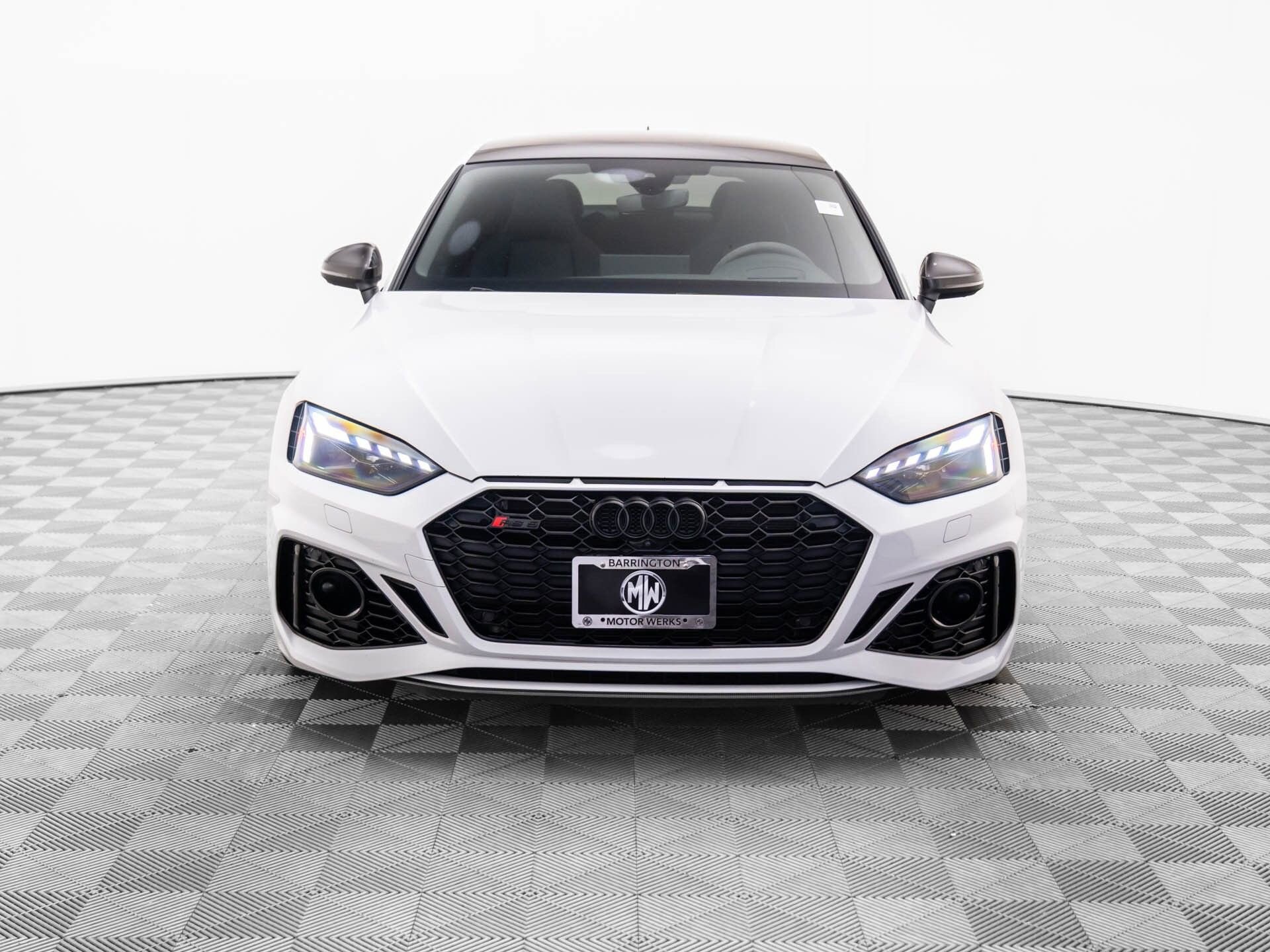 2022 Audi RS 5 photo 2