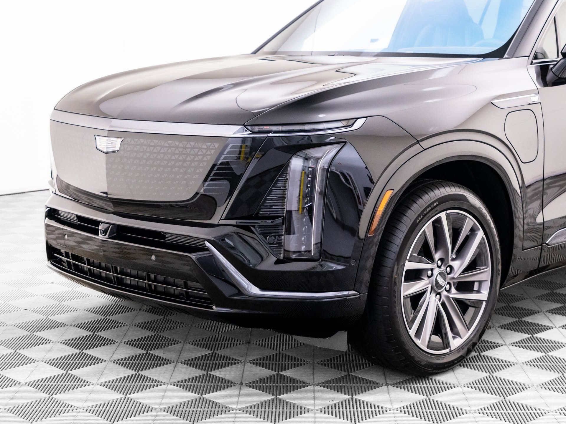 2026 Cadillac VISTIQ Sport - Photo 38