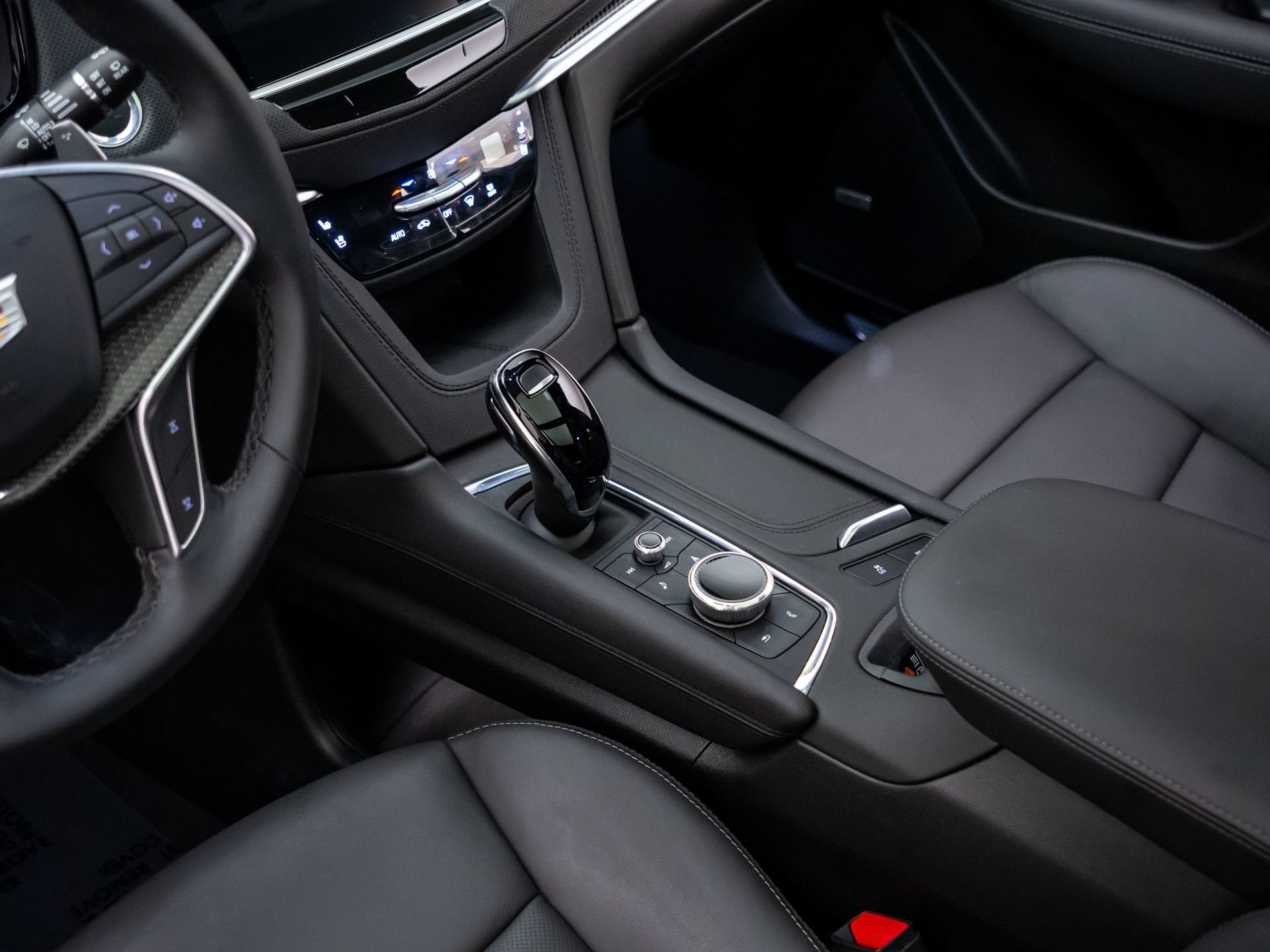 2026 Cadillac XT5 Sport - Photo 14